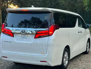 Toyota Alphard 2019 White