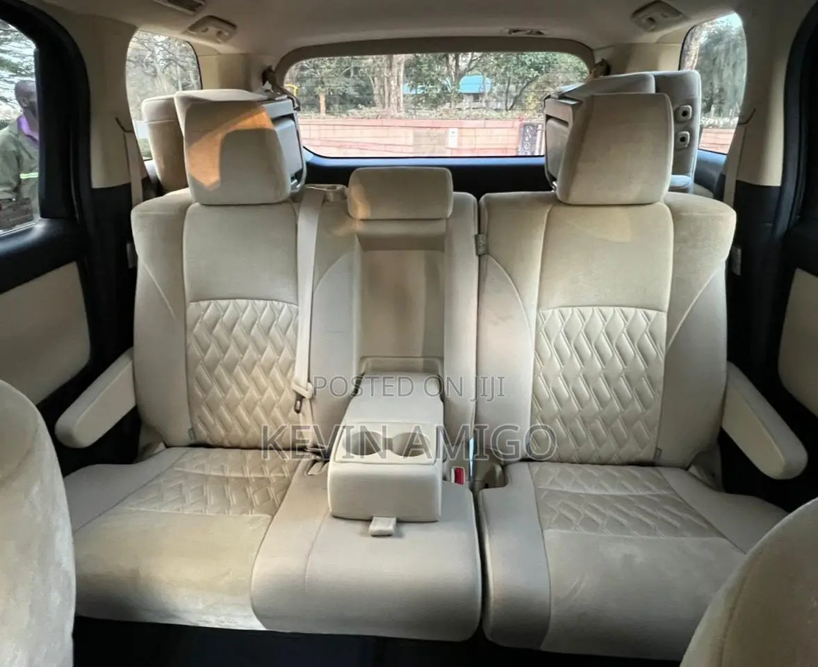 Toyota Alphard 2019 White