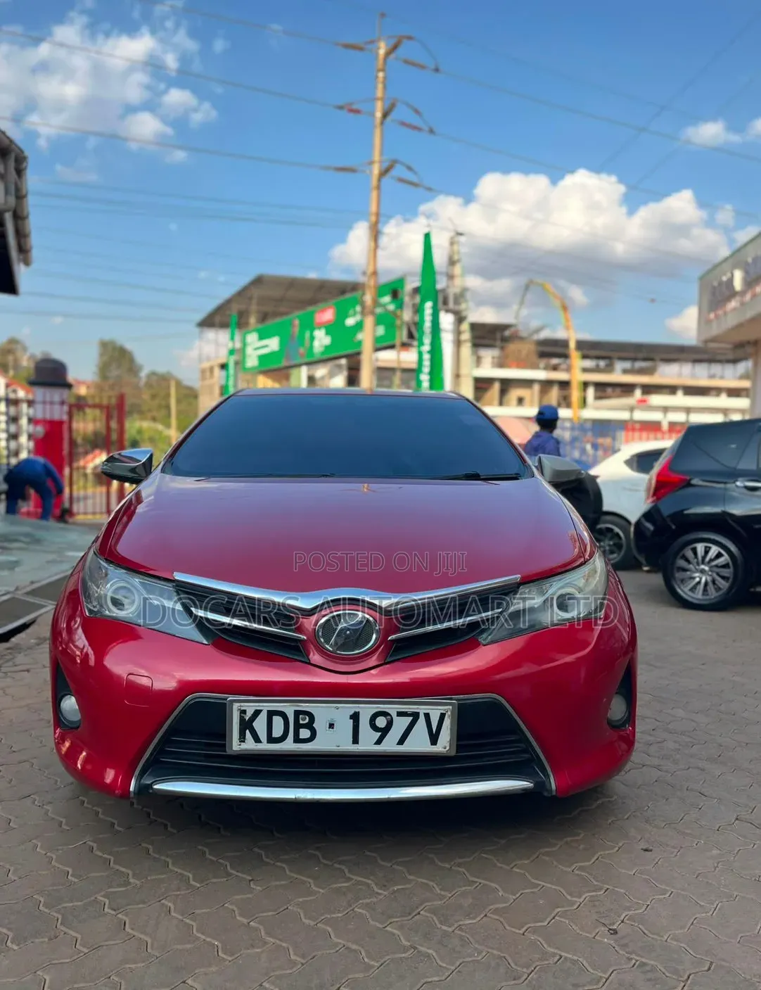 Toyota Auris 2013 Red