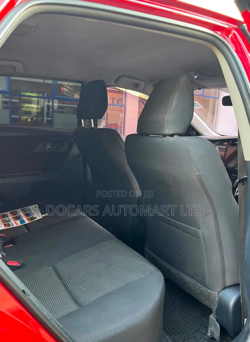 Toyota Auris 2013 Red