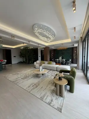 5bdrm Apartment in Spring Valley for sale