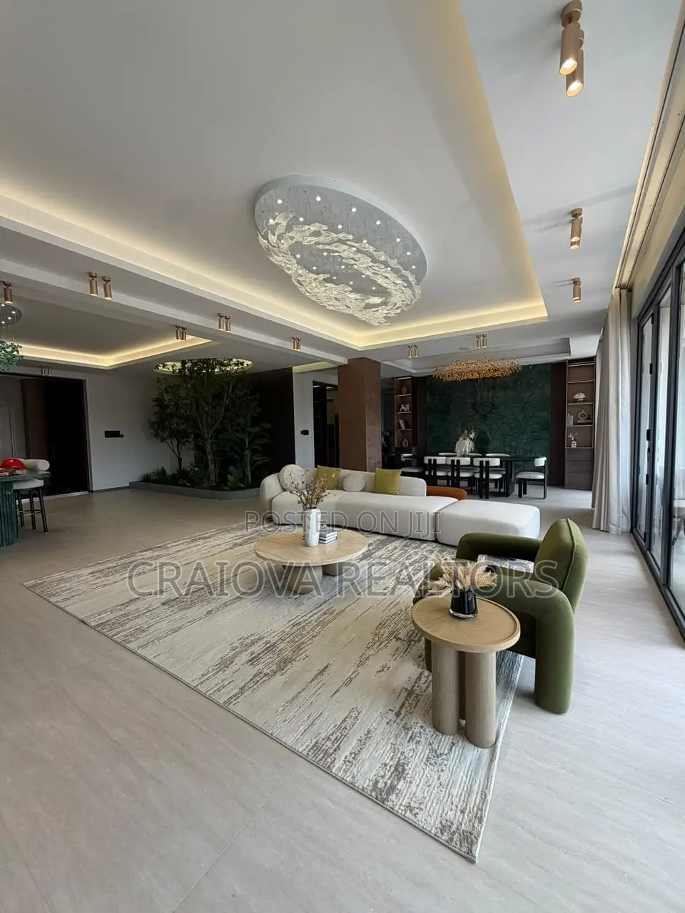 5bdrm Apartment in Spring Valley for sale