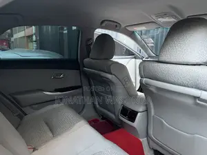 Toyota Crown 2012 Black