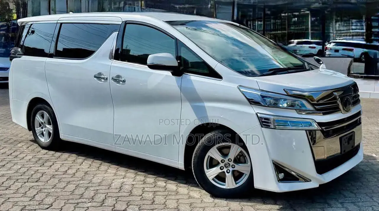 Toyota Vellfire 2019 White