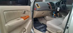 Toyota Fortuner 3.0 D RWD 2009 White