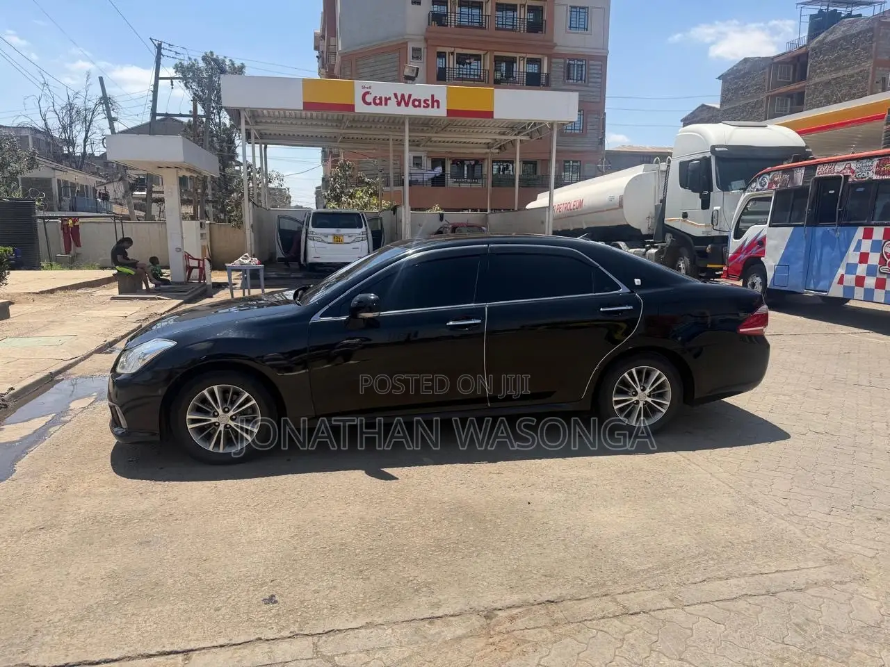 Toyota Crown 2012 Black