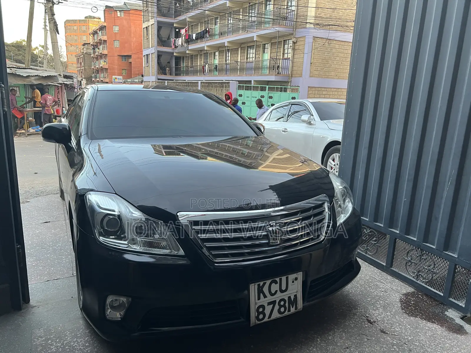 Toyota Crown 2012 Black