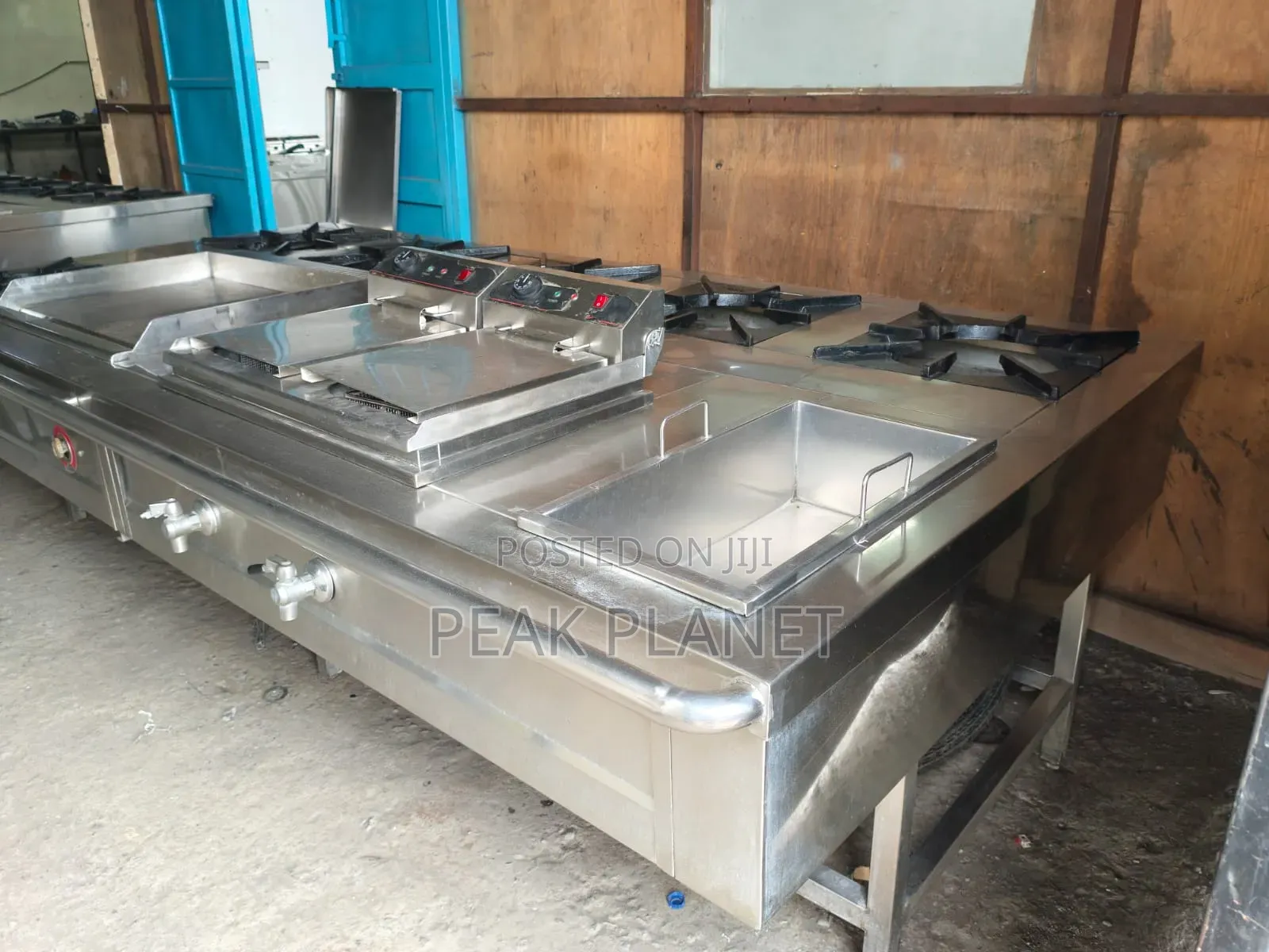 Heavy Duty Commercial Cooker for Hotels Restaurants