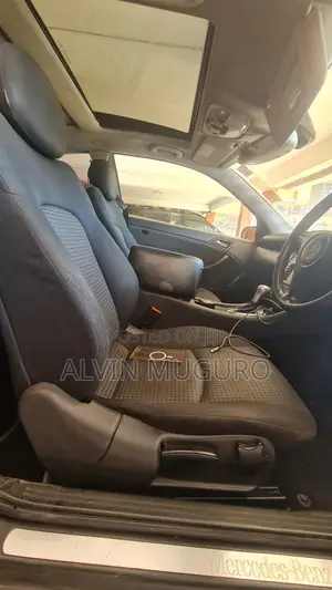 Mercedes-Benz C200 2005 Black