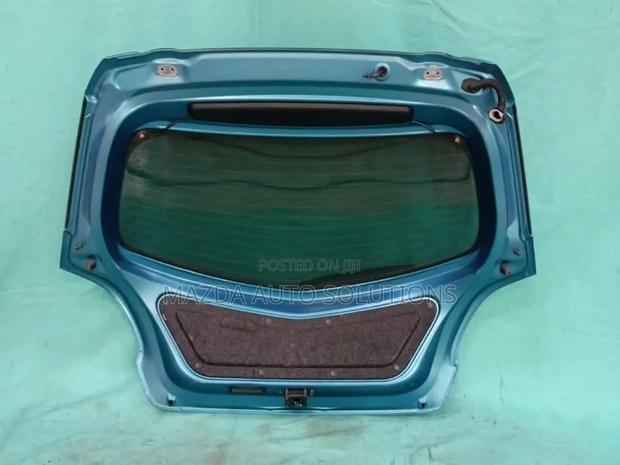 Mazda Demio Boot 2007 - 2012 - thumbnail 2