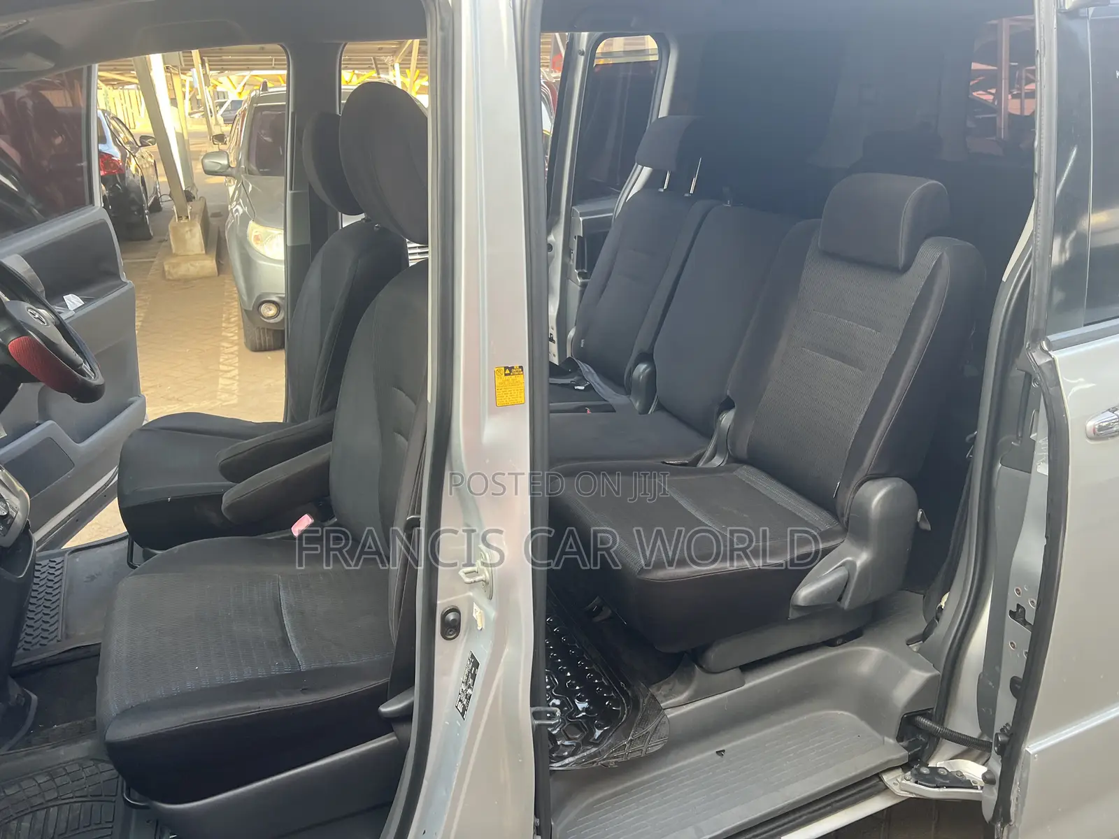 Toyota Voxy 2008 Silver