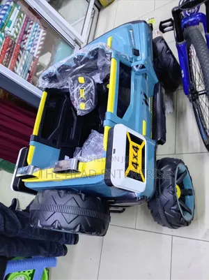 4*4 Kids Electric Car Brand New Rechargeable