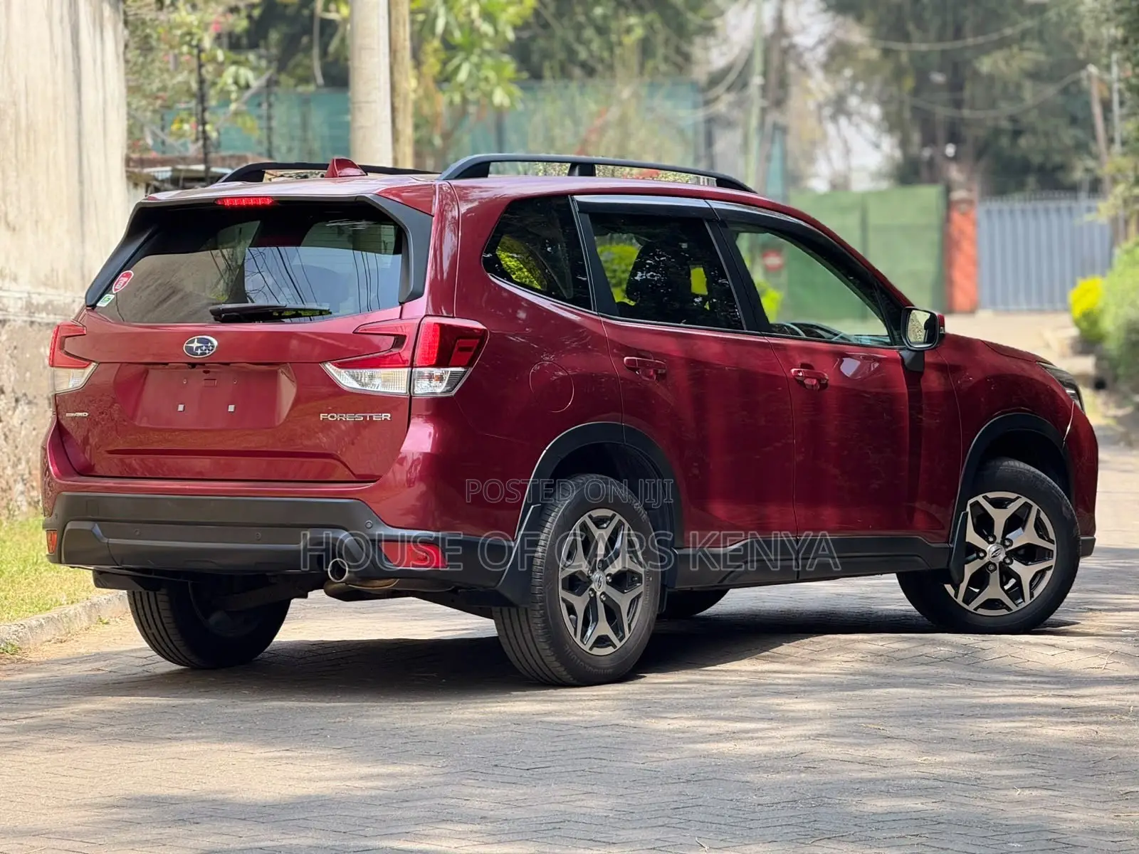 Subaru Forester Premium AWD 2019 Red