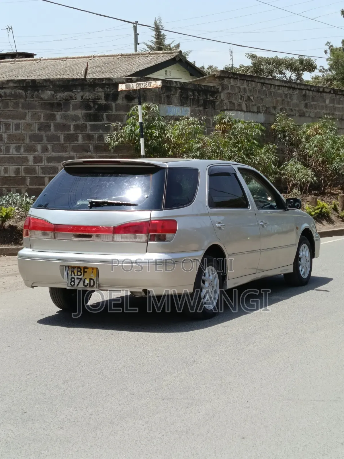 Toyota Vista 2002 Silver