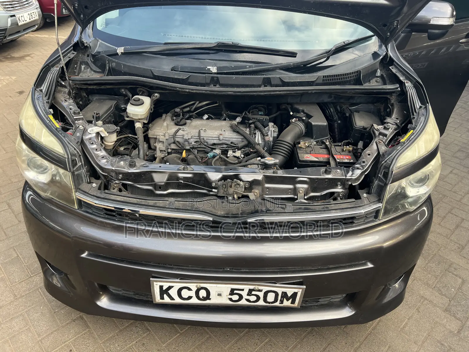 Toyota Voxy 2012 Gray