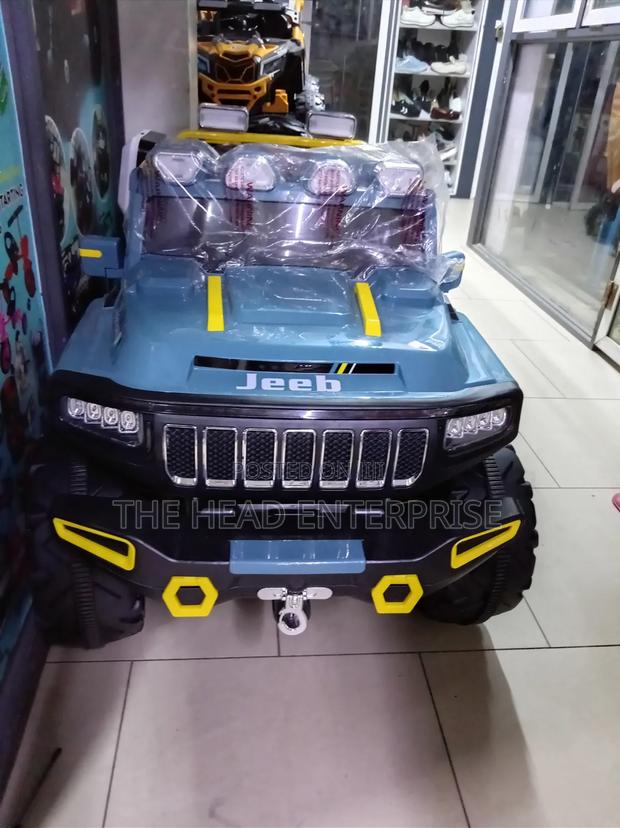 Brand New Heavy Duty 4by4 Kids Rechargeable Car