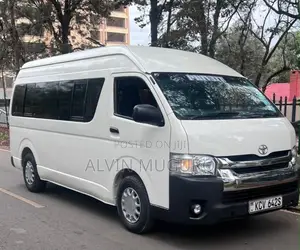 Toyota HiAce 2013 White