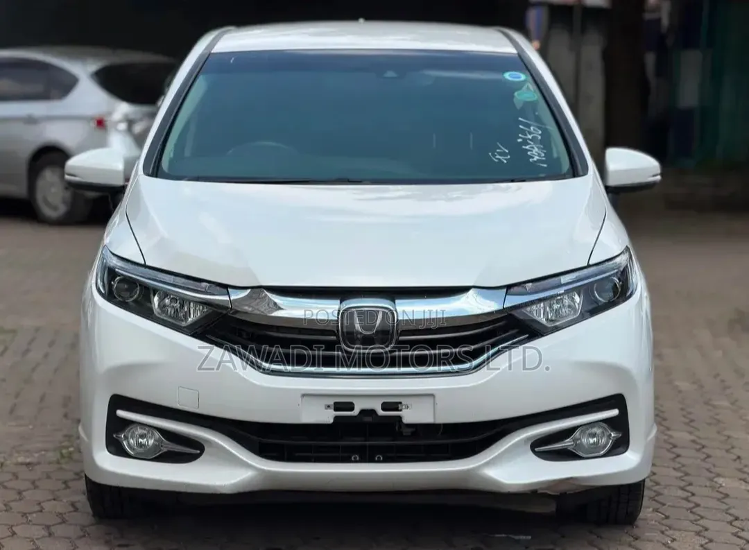 Honda Fit Shuttle 1.5 Hybrid 2WD 2019 White