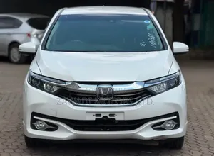 Honda Fit Shuttle 1.5 Hybrid 2WD 2019 White