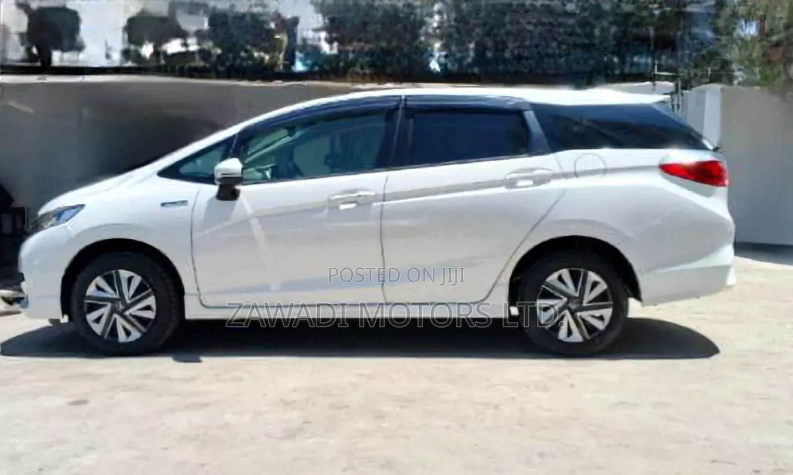 Honda Fit Shuttle 1.5 Hybrid 2WD 2019 White