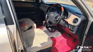 Toyota Axio 2013 Gold