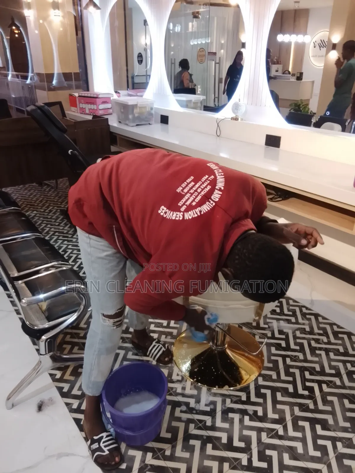Cleaners in Houses Best Machine Services
