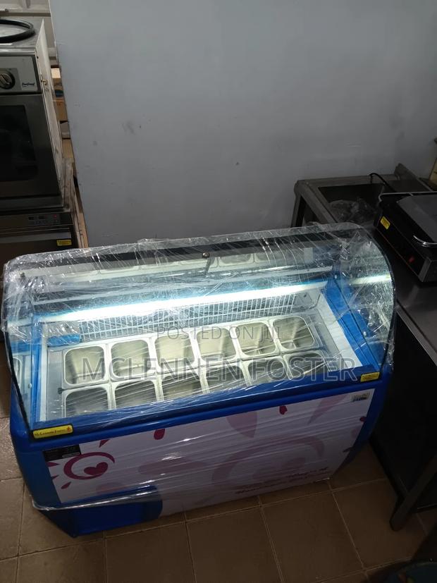 Ice Cream Display Freezer - thumbnail 3