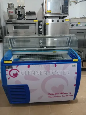 Ice Cream Display Freezer