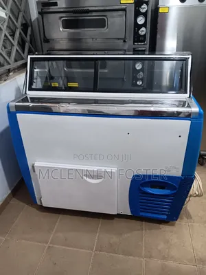 Ice Cream Display Freezer