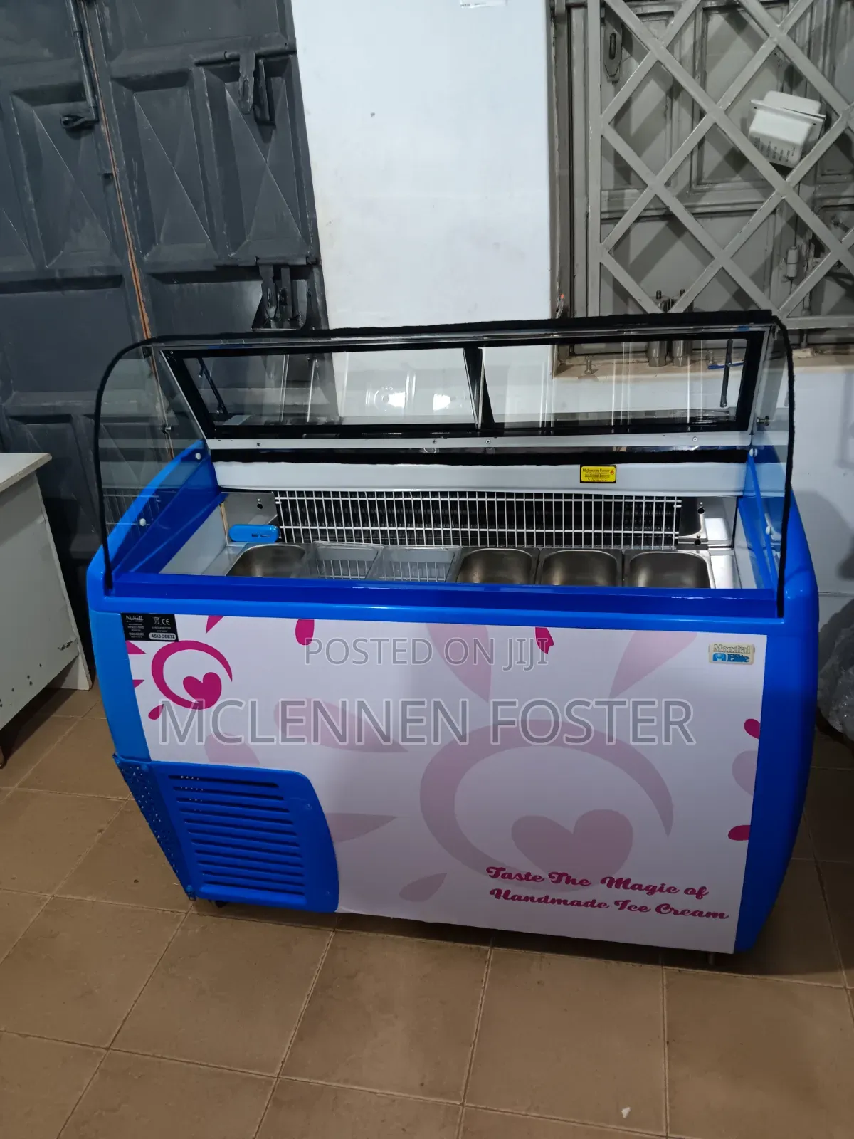 Ice Cream Display Freezer