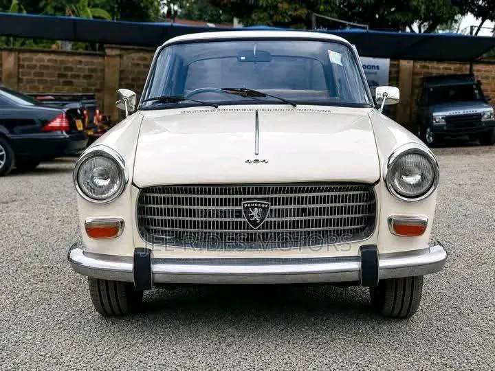 Peugeot 404 Cabriolet 1968 White