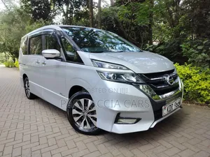 Nissan Serena 2017 Silver