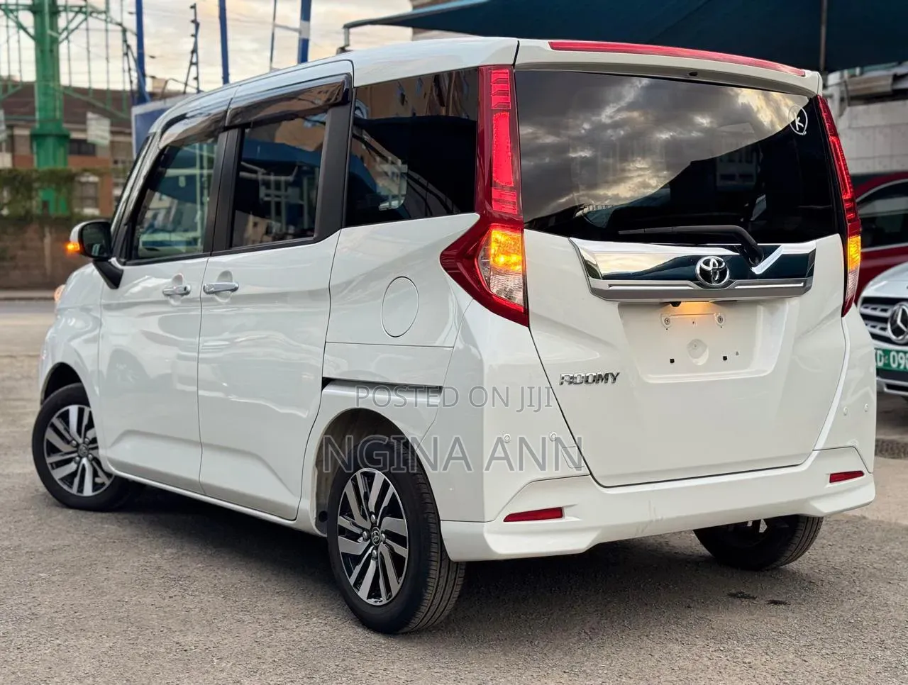 Toyota Roomy 2019 White