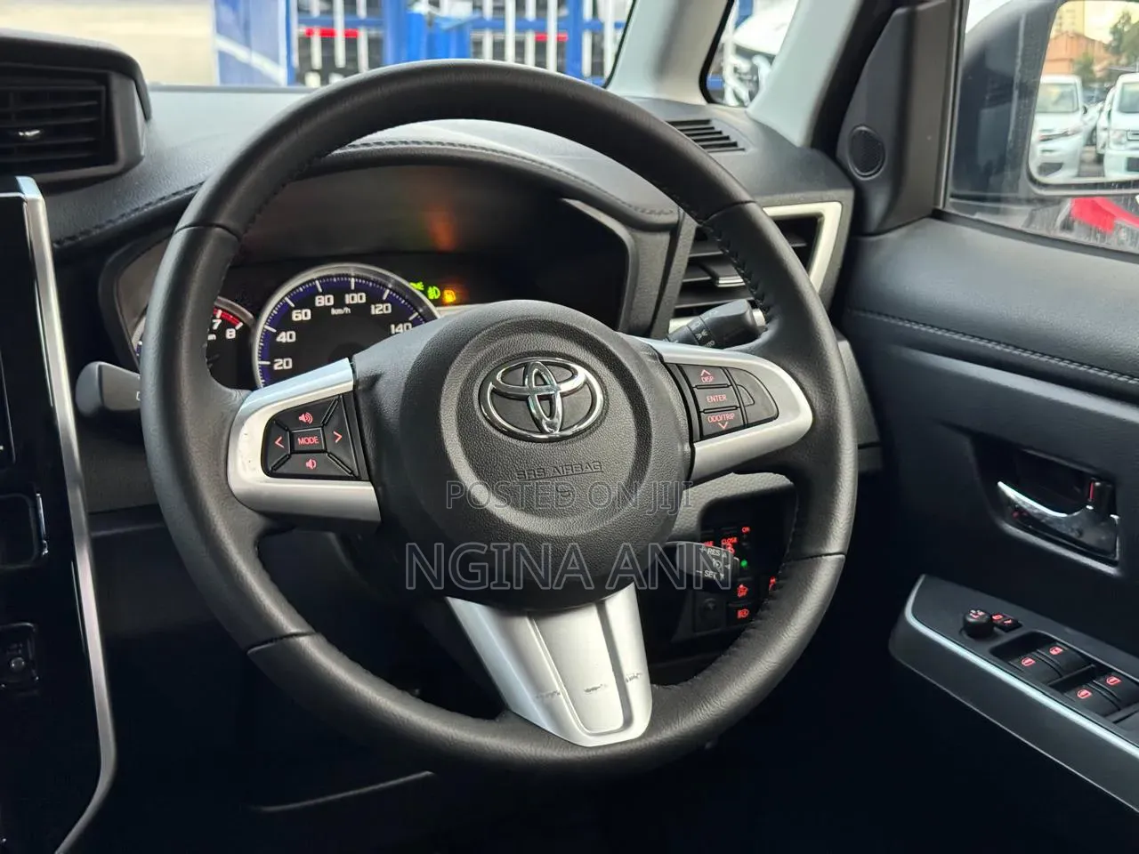 Toyota Roomy 2019 White