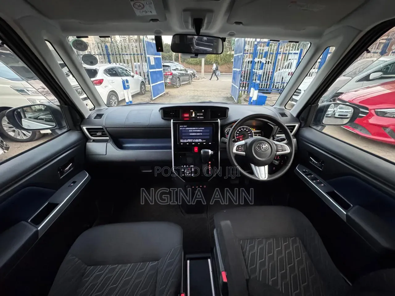 Toyota Roomy 2019 White