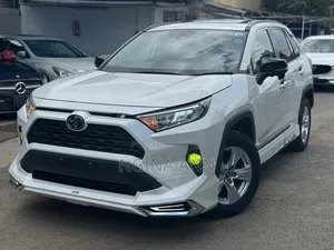 Toyota RAV4 2019 White
