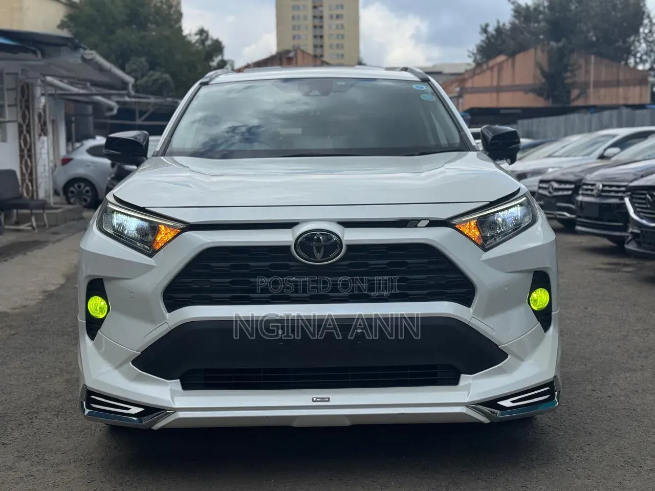 Toyota RAV4 2019 White