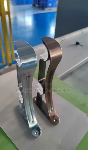 Double and Single Powder Coated Smooth Brackets