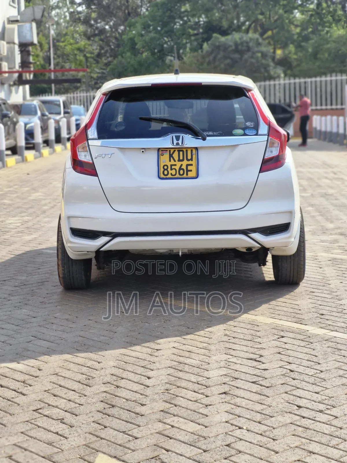 Subaru Legacy 2.5i Premium 2013 White