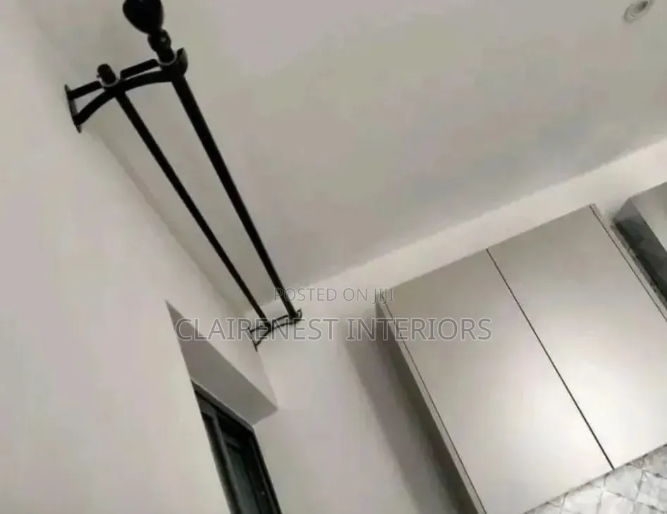 Strong Rods, Flawless Curtain Presentation.