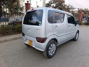 Suzuki Wagon R 2017 Silver