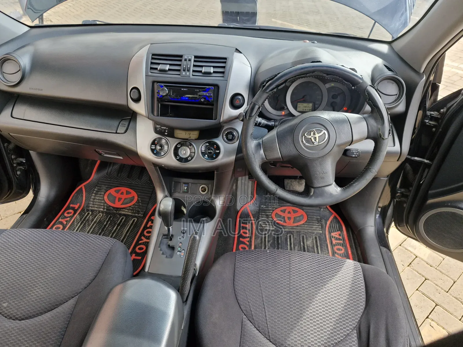 Toyota RAV4 2010 Black