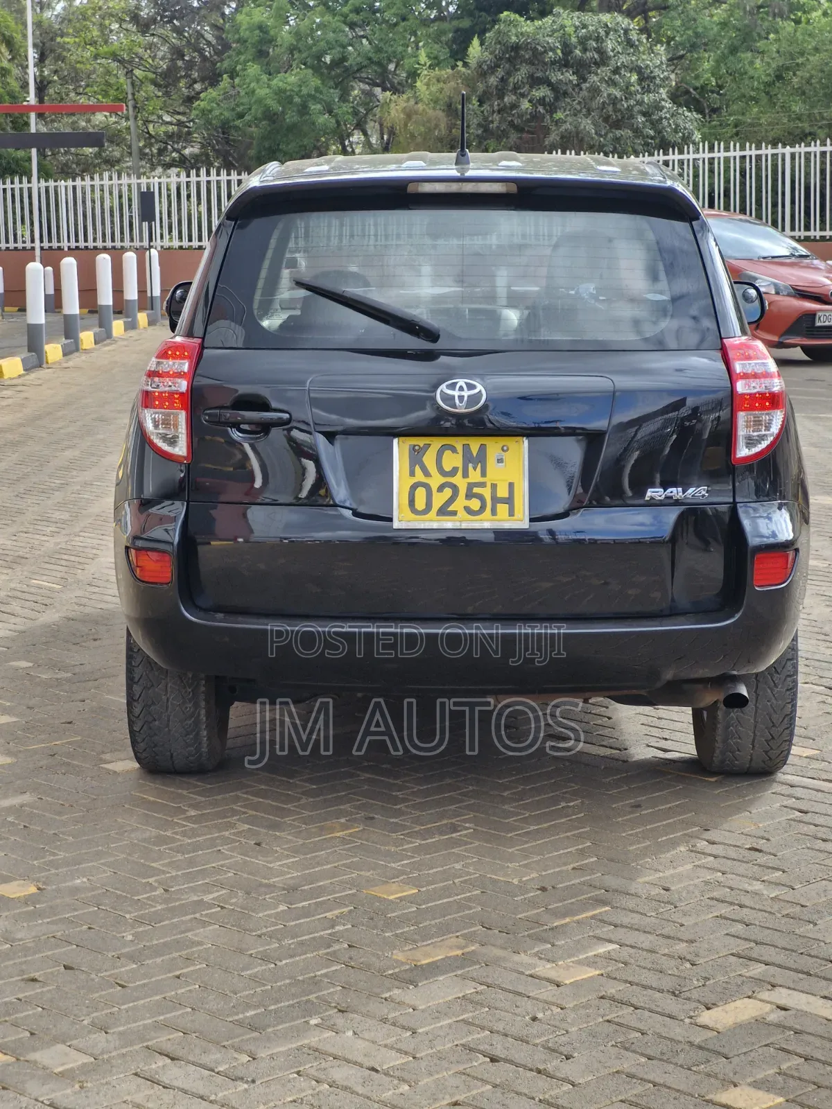 Toyota RAV4 2010 Black