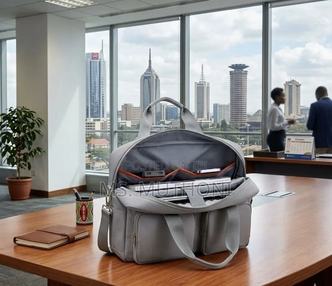 Water-Resistant 15" Laptop Business Bag (Grey)