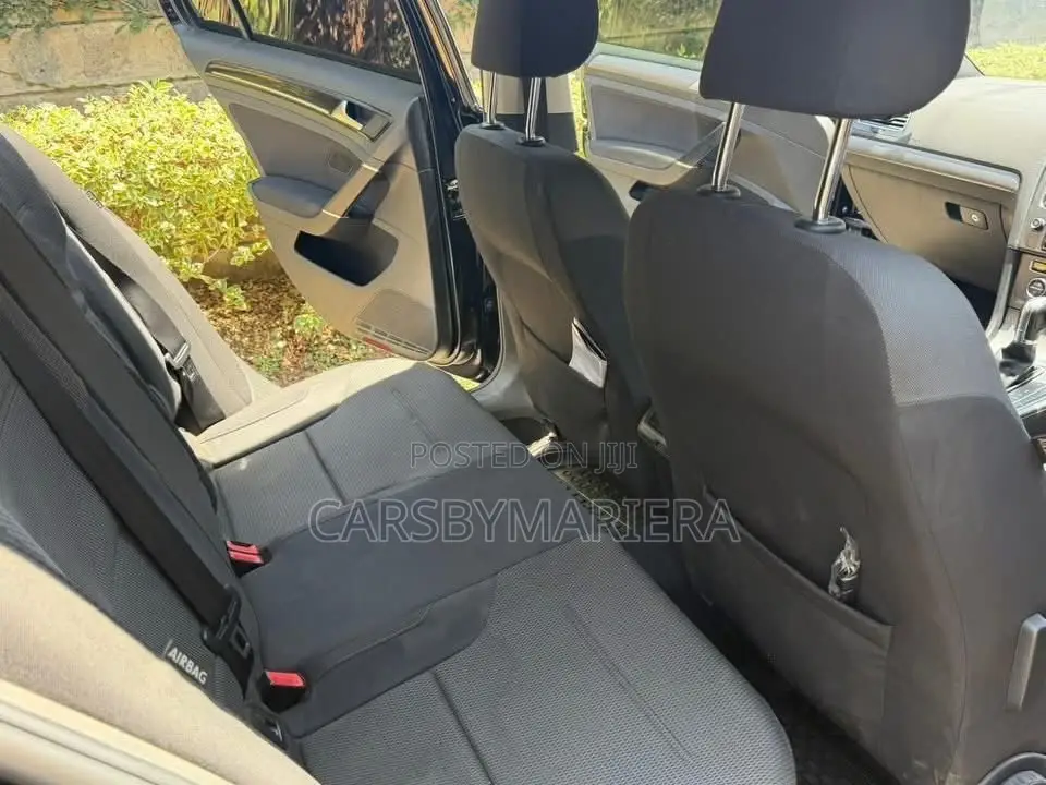 Volkswagen Golf 2013 Black
