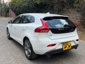 Volvo V40 2014 White