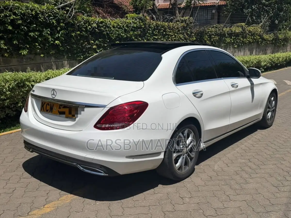 Mercedes-Benz C200 2015 White