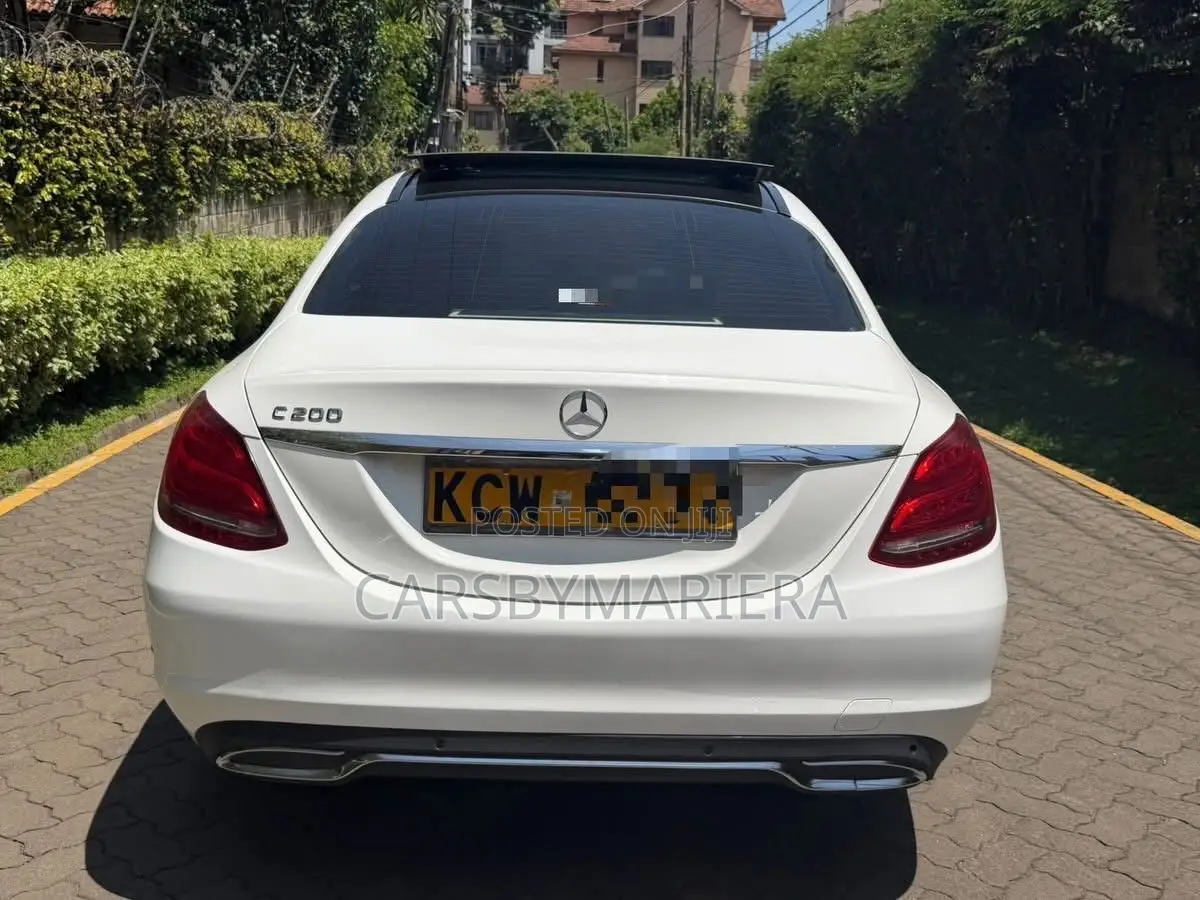 Mercedes-Benz C200 2015 White