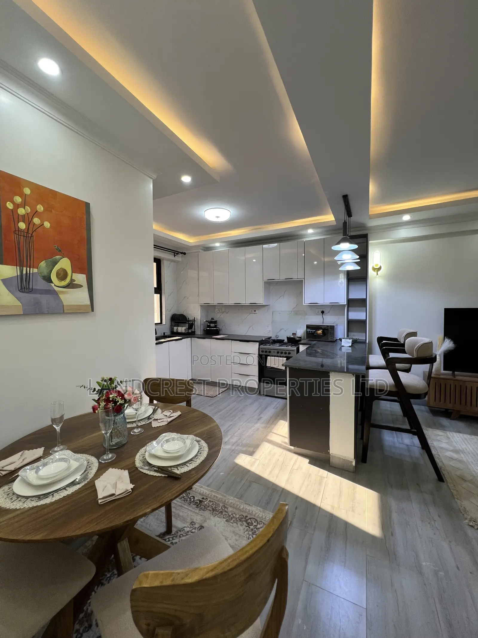 3bdrm Apartment in Royal Heights Sukari for sale