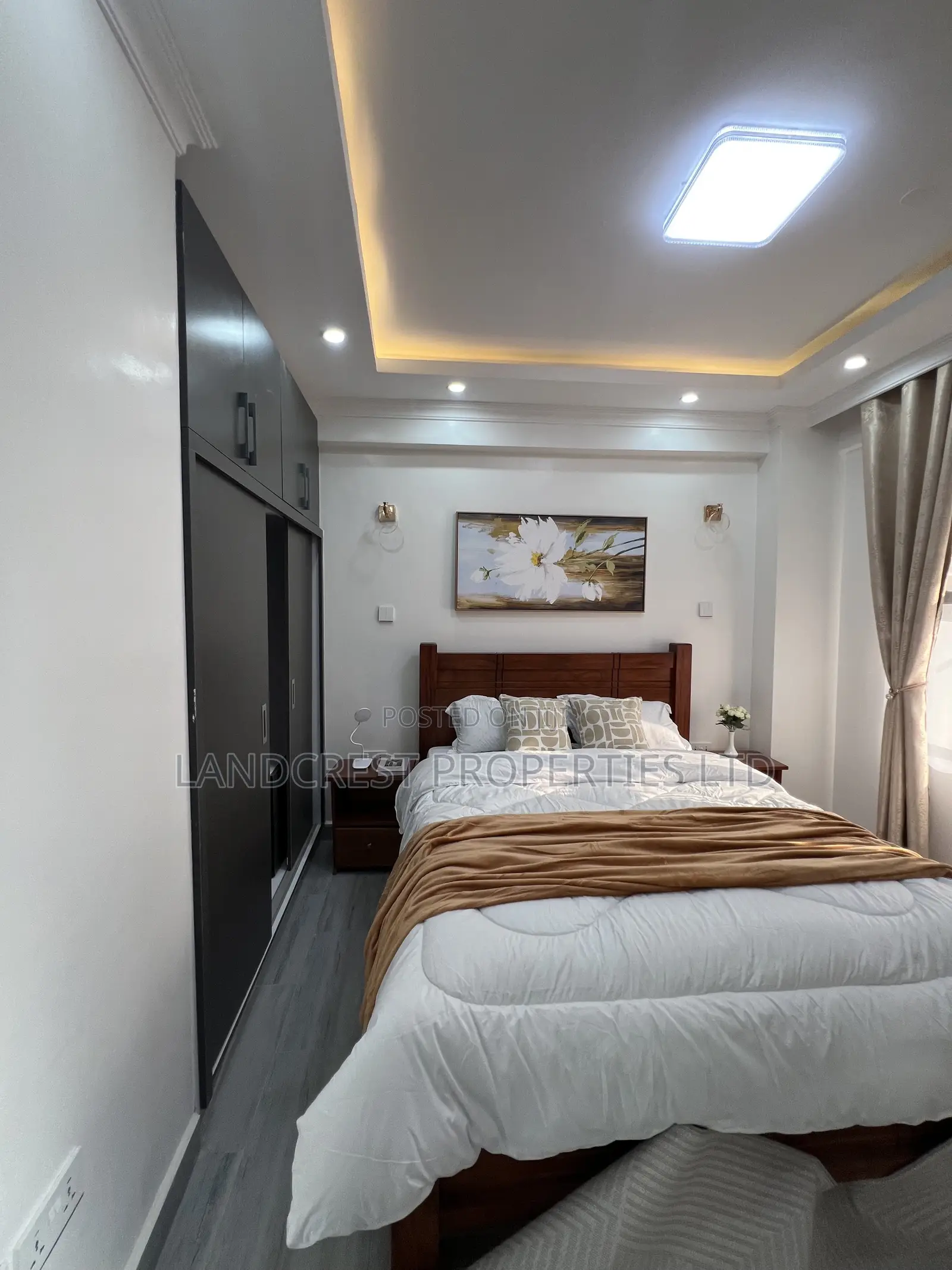 3bdrm Apartment in Royal Heights Sukari for sale